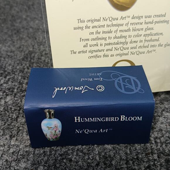 Ne Qwa Art Fragrance Oil Lamp Tom Wood Iris Hummingbird Signed w Box COA - Picture 12 of 14